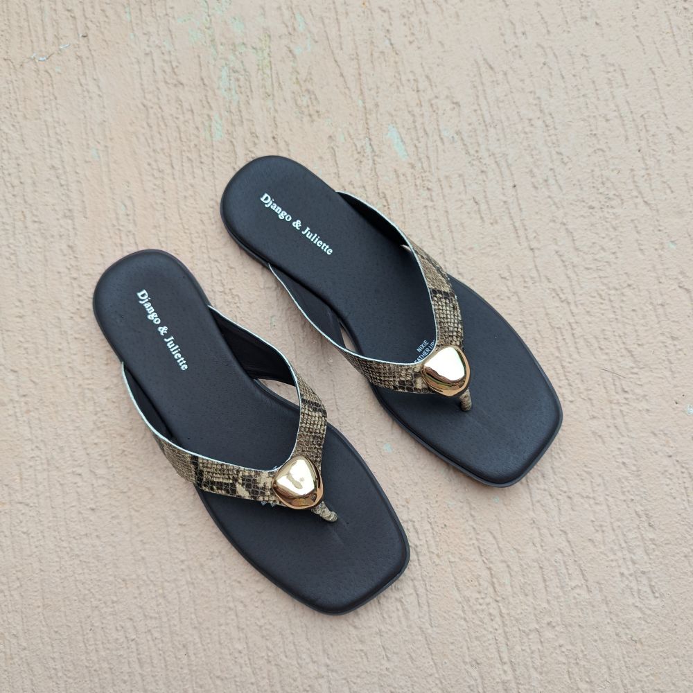 Parallel Culture Shoes and Fashion Online THONGS DJANGO & JULIETTE NIXIE THONG