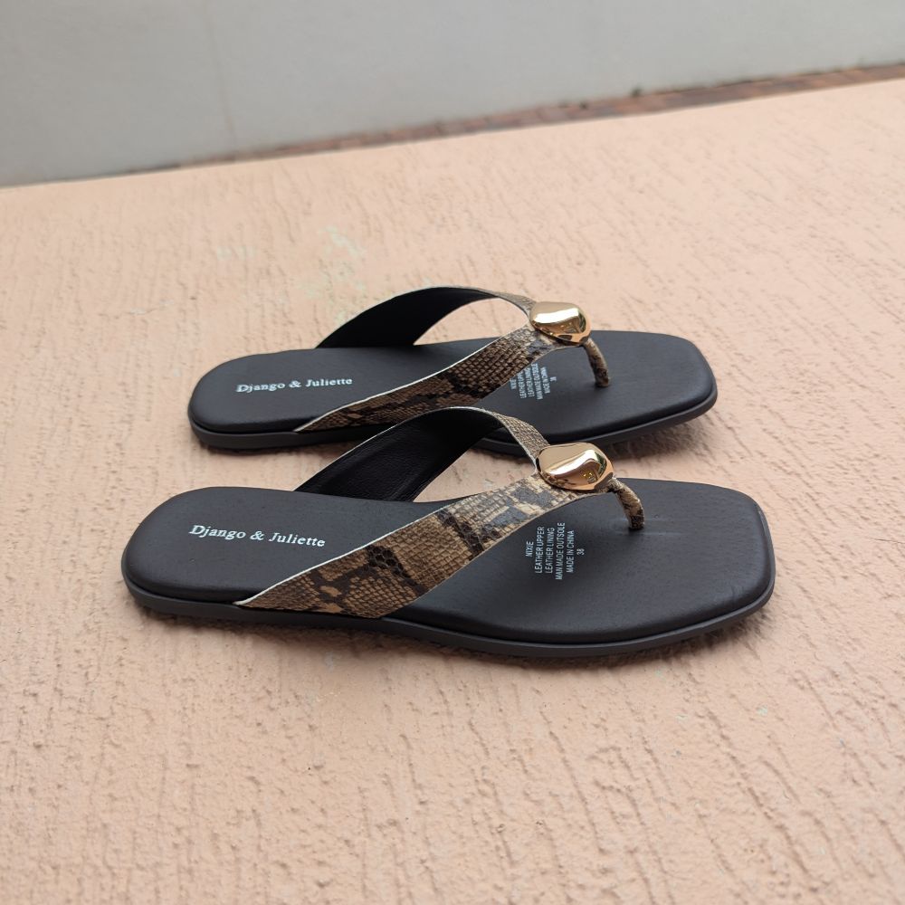 Parallel Culture Shoes and Fashion Online THONGS DJANGO & JULIETTE NIXIE THONG