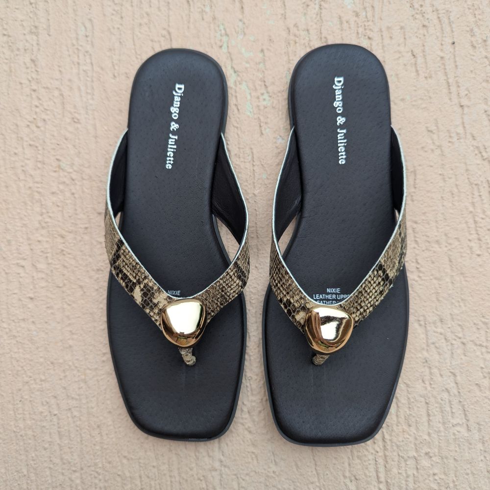 Parallel Culture Shoes and Fashion Online THONGS DJANGO & JULIETTE NIXIE THONG CHOCOLATE
