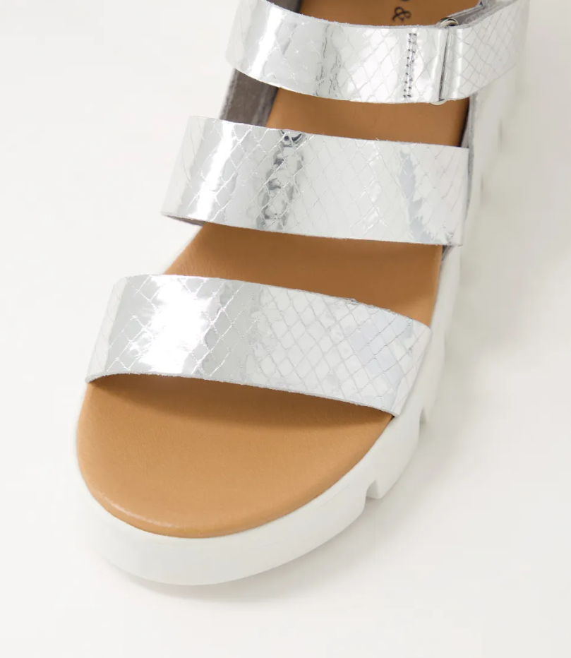 Parallel Culture Shoes and Fashion Online SANDALS DJANGO &amp; JULIETTE RHEAN SANDAL SILVER WHITE