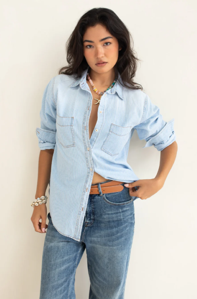 THE BOYFRIEND DENIM SHIRT - STRIPE