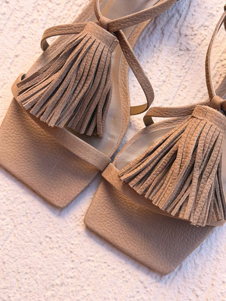 ELLE TASSLE SANDAL