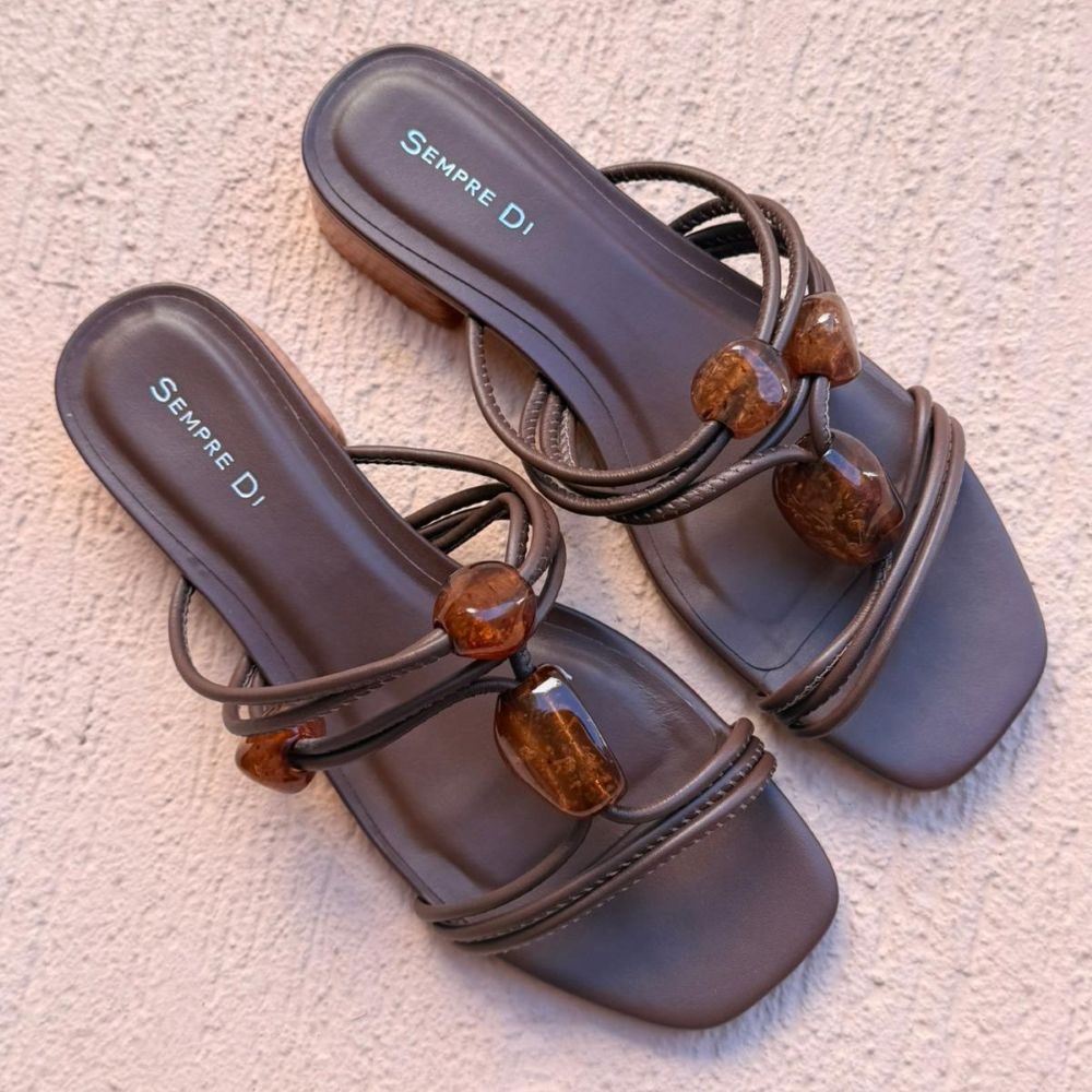 MELISSA SLIDE