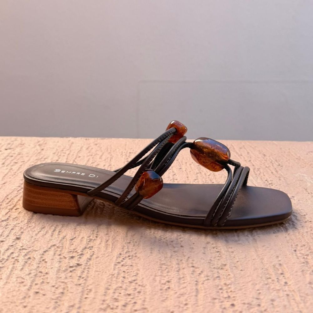 MELISSA SLIDE