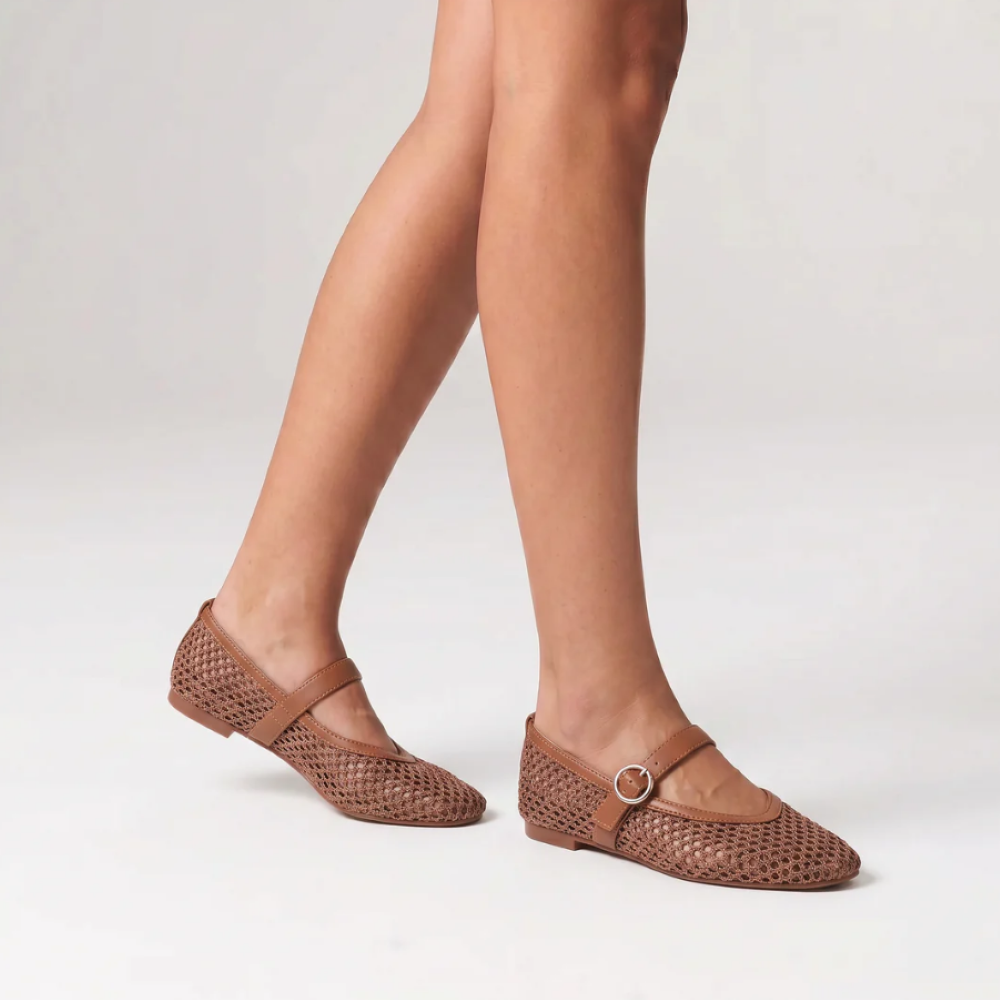 EUNICE WOVEN FLAT