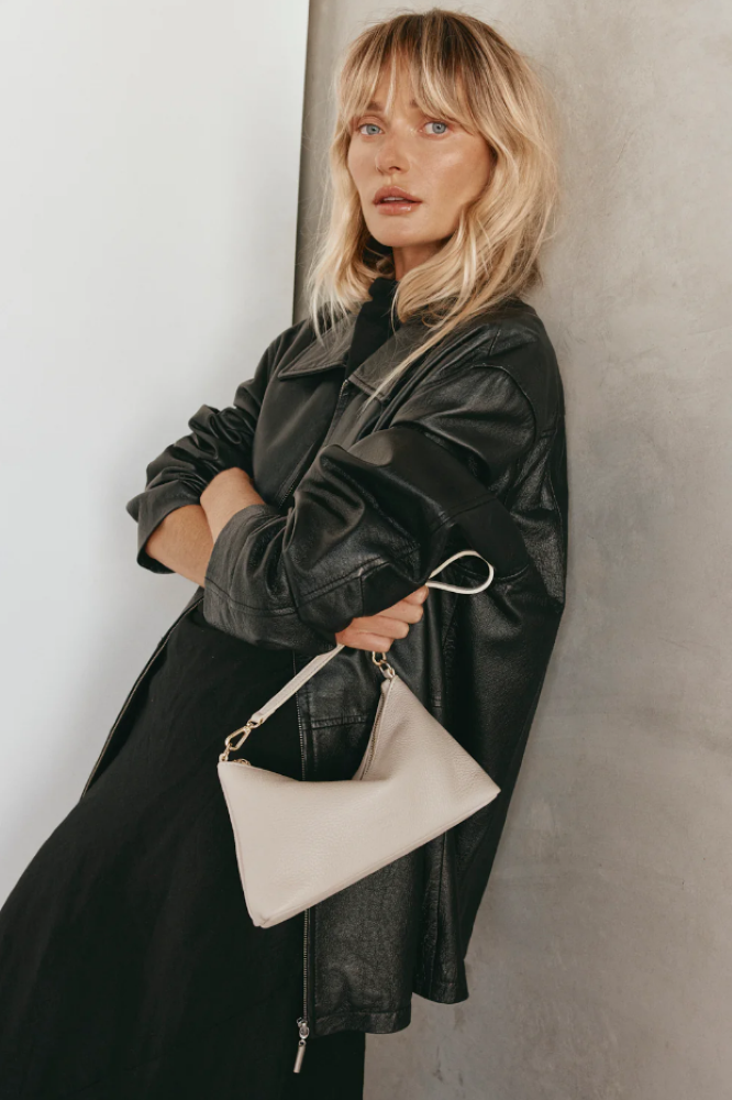 Parallel Culture Shoes and Fashion Online HANDBAGS VESTIRSI ASHLEY LEATHER CROSSBODY BAG - IVORY ONE IVORY